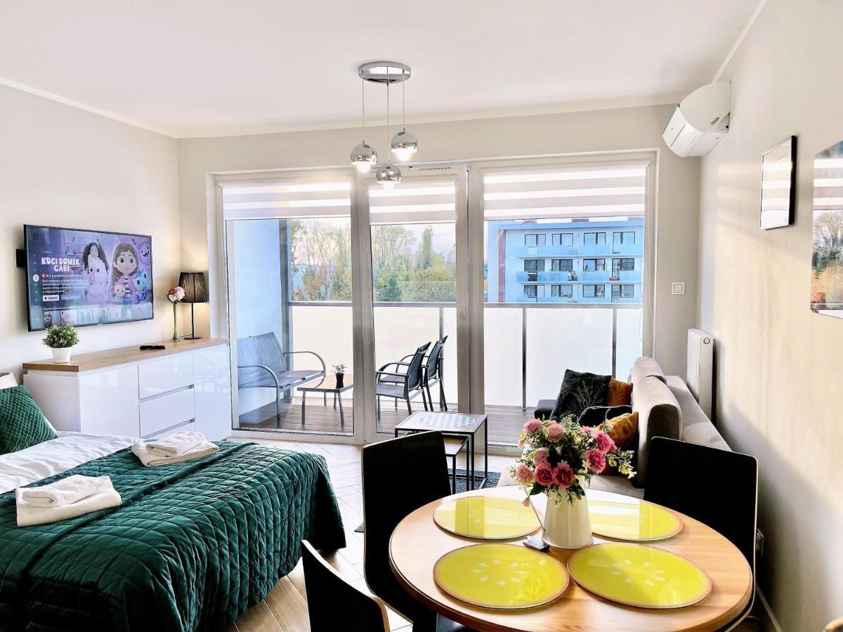 Baltic Comfort Spa Apartment With Free Pool, Saunas & Fitness - Kasprowicza 20 Kolberg Exterior foto
