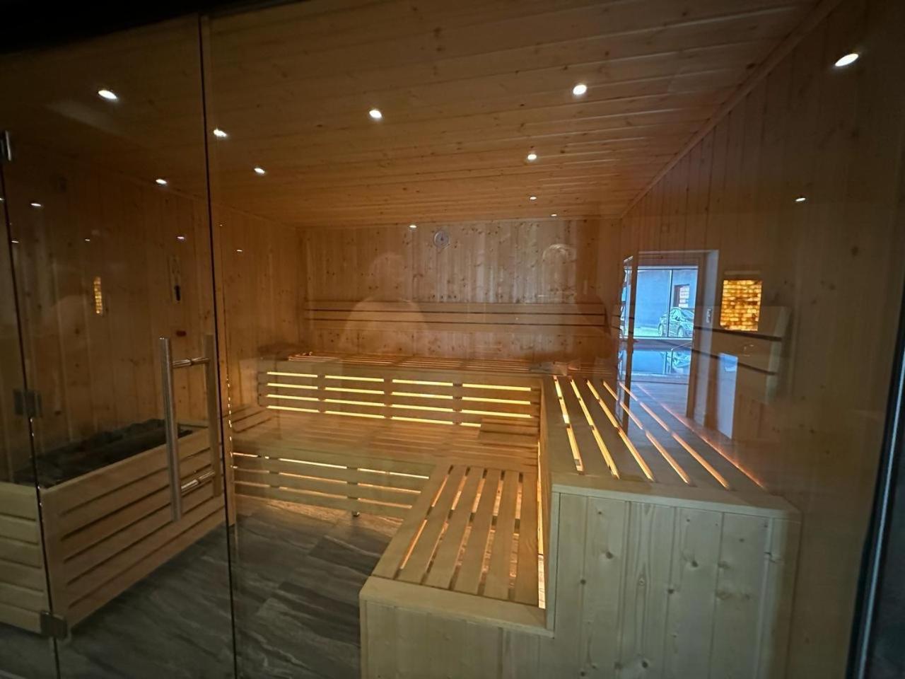 Baltic Comfort Spa Apartment With Free Pool, Saunas & Fitness - Kasprowicza 20 Kolberg Exterior foto