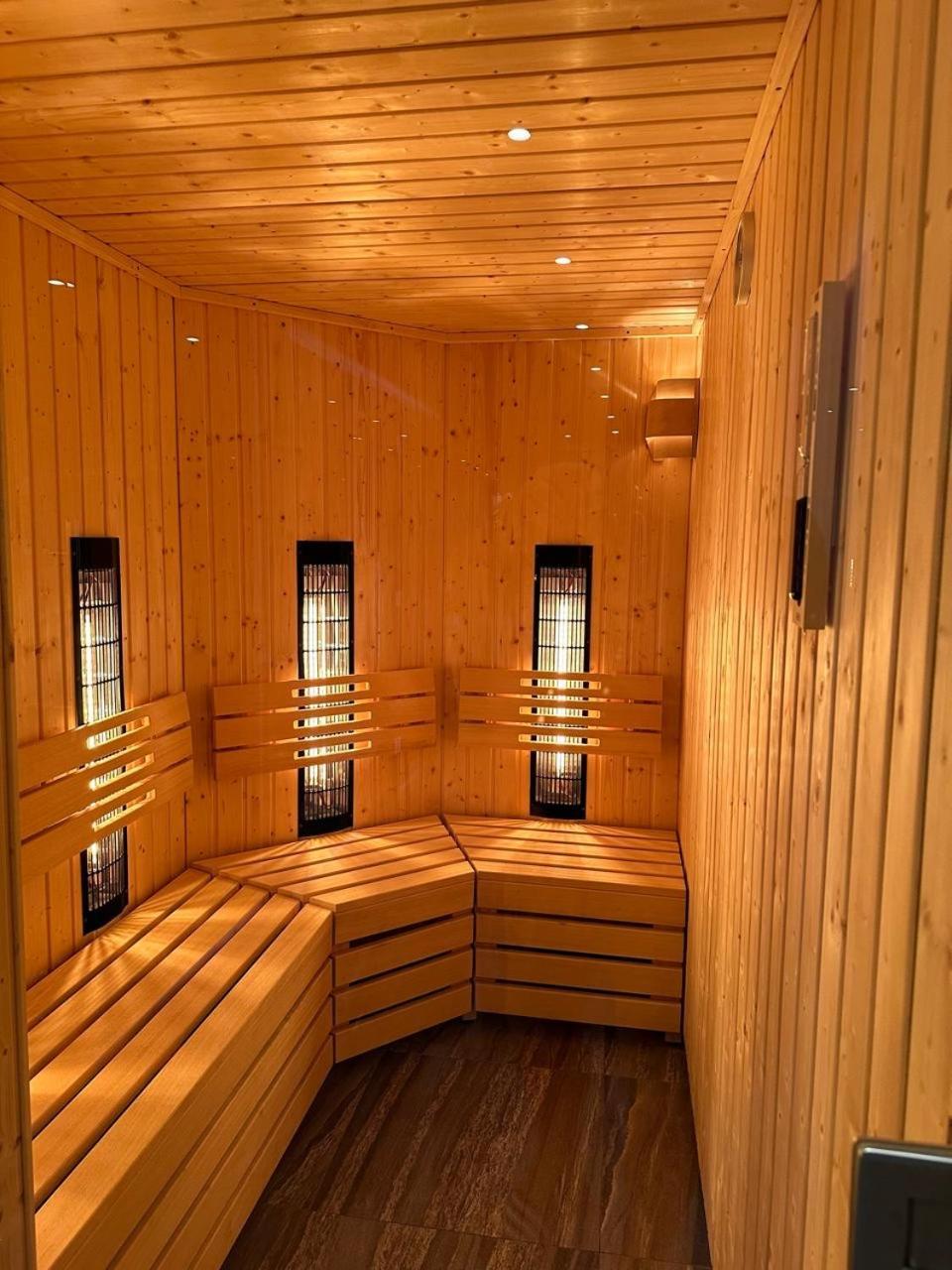 Baltic Comfort Spa Apartment With Free Pool, Saunas & Fitness - Kasprowicza 20 Kolberg Exterior foto